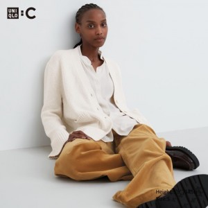 Kardigan Damskie Uniqlo Soft Knit V-Neck Flare Long-Sleeve Białe,Uniqlo Polska | J987016